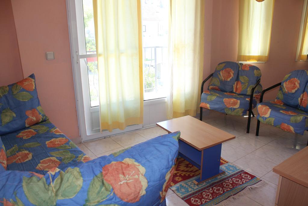 Yalcinkayalar Aparthotel Datca Ruang foto